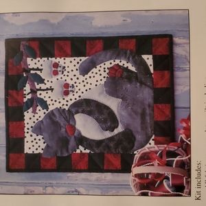 Cat Nap wallhanging quilt kit-winter project